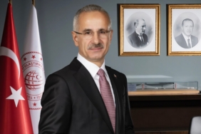 BAKAN-URALOGLU-TURUNCU-EKIPLERIMIZ-GORE_1082660_321348.jpg
