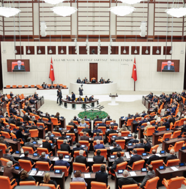 TBMMDE-BU-HAFTA-11NCI-YARGI-PAKETI-_1073439_318512-scaled.jpg