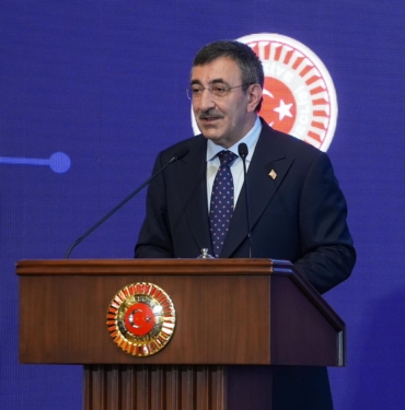 Cevdet-Yilmaz.jpg