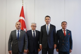 BAKAN-BAYRAKTAR-ROMANYADA_1367299_405922-scaled.jpg