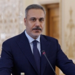 BAKAN-FIDAN-SINGAPUR-ILE-ILISKILERIMIZI_1341757_398515.jpg