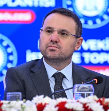 BAKAN-GURLEK-BILIRKISILIK-UYGULAMALARIN_1355879_402566.jpg