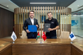 BAYKARDAN-FILISTINLI-OGRENCILERE-DESTEK_1371210_407141.jpg