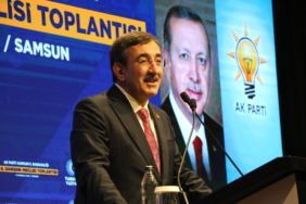 CUMHURBASKANI-YARDIMCISI-YILMAZ-TURKIYE_1358223_403273-scaled.jpg