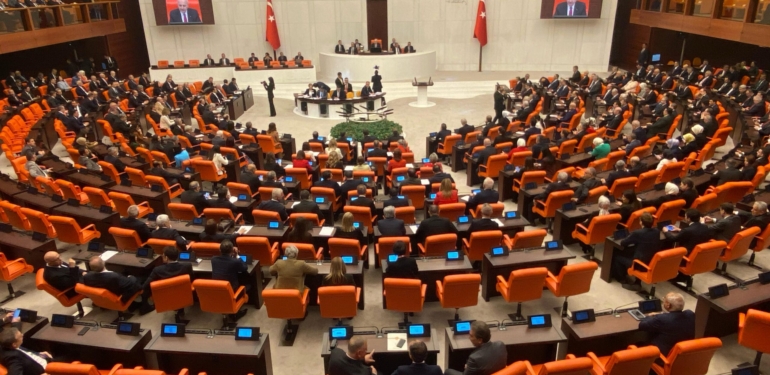 TBMMDE-YENI-YASAMA-YILI-BASLIYOR_937715_278454-scaled.jpg
