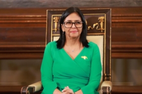 VENEZUELA-GECICI-DEVLET-BASKANI-RODRIGUE_1381084_410129.jpg