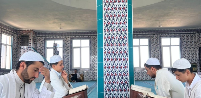 Mardin Derik’te Hedbi Medresesi’nden Yeni İlim Hizmeti: Eğitim Faaliyetleri Başladı
