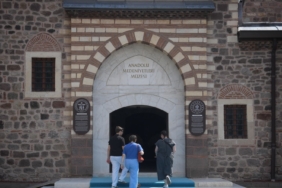 ANADOLU-MEDENIYETLERI-MUZESINDE-288-ESE_1421217_422411.jpg
