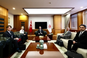 BAKAN-BOLAT-BIRLESIK-KRALLIK-BUYUKELCIS_1433664_426113.jpg