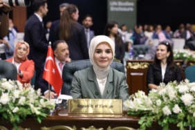 BAKAN-GOKTAS-IIT-9UNCU-KADINDAN-SORUML_1409569_418788.jpg