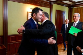 BAKAN-KURUM-RUSYADA_1405225_417542.jpg