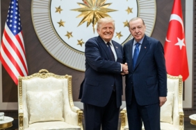 BEYAZ-SARAYDAN-TRUMP-VE-ERDOGAN-PAYLASI_1404549_417343.jpg