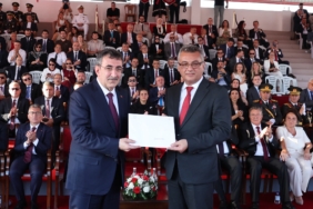 CUMHURBASKANI-YARDIMCISI-CEVDET-YILMAZ-_1420857_422294.jpg