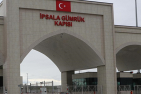 ipsala-sinir-kapisi-gecislere-kapatildi-Sr0T.jpg