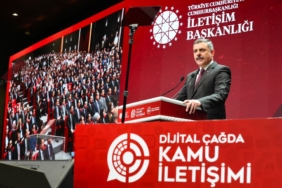 BAKAN-CIFTCI-TEKNOLOJIYI-YALANI-BUYUTM_1454526_432694.jpg