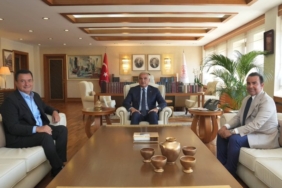 BAKAN-ERSOY-ACUN-ILICALIYI-KABUL-ETTI_1446962_430376.jpg