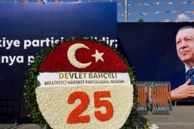 DEVLET-BAHCELIDEN-AK-PARTININ-25INCI-_1458472_433975.jpg
