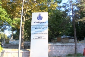 ESKI-BAKAN-ARIF-AHMET-DENIZOLGUN-ICIN-FE_1464219_435656.jpg