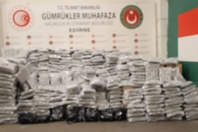 KAPIKULE-GUMRUK-KAPISINDA-810-KILO-ESRA_1461269_434774.jpg