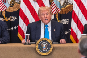 TRUMPTAN-TURKIYE-SUUDI-ARABISTAN-VE-PA_1461511_434832.jpg
