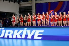 TURKIYE-U17-KIZ-VOLEYBOL-MILLI-TAKIMI-D_1461256_434768.jpg