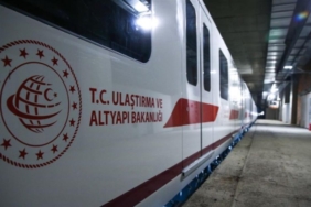 metro-aa-2443038.jpg