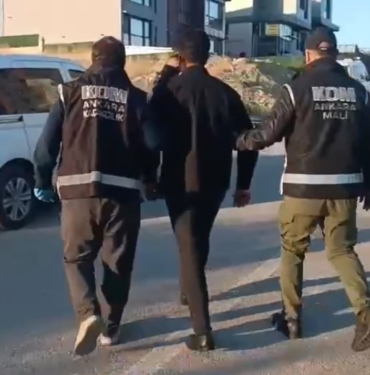ANKARA-MERKEZLI-5-ILDE-DOLANDIRICILIK-OP_1523899_453360.jpg