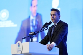BAKAN-BAYRAKTAR-TURKIYE-PETROL-VE-DOGA_1529746_455122-scaled.jpg