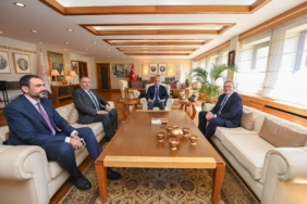 BAKAN-ERSOY-MSU-REKTORU-PROF.-DR.-AFYON_1494270_444527.jpg