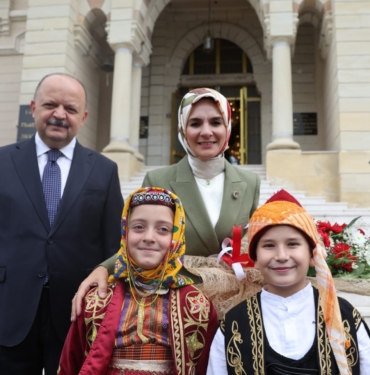 BAKAN-GOKTAS-POLITIKALARIMIZIN-MERKEZIN_1505633_447935.jpg
