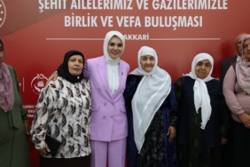 BAKAN-GOKTAS-TERORSUZ-TURKIYE-HUZURUN_1497036_445394.jpg