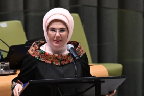 EMINE-ERDOGAN-BIRINCIL-MESELEMIZ-KULLA_1519871_452122.jpg