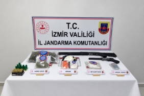 IZMIRDE-UYUSTURUCUNDA-1-KILO-KOKAIN-ELE_1503101_447192.jpg