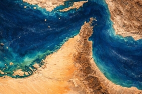 TRUMPTAN-HURMUZ-BOGAZI-PAYLASIMI-PETRO_1488342_442805.jpg