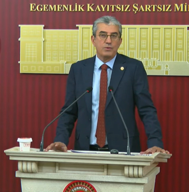 YENI-PARTILI-GUNAYDIN-USKUDARDAKI-SEC_1497507_445544.jpg