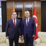 BAKAN-BOLAT-KUZEY-MAKEDONYA-DEVLET-BAKA_1578526_469527.jpg