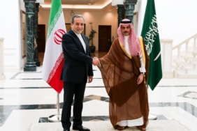 IRAN-DISISLERI-BAKANI-ARAKCI-SUUDI-ARAB_1550270_461318.jpg