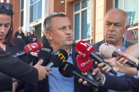 SARKICI-GULLUNUN-OLUMUNE-ILISKIN-DAVADA_1546130_460167.jpg