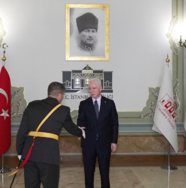 VALI-DAVUT-GUL-CUMHURIYETIN-103UNCU-Y_1579969_469934.jpg