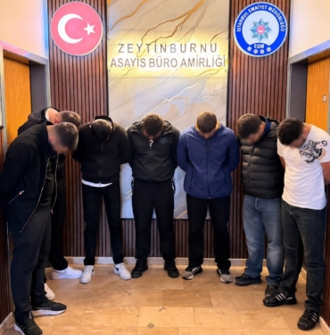 ZEYTINBURNUNDA-2-YERDE-SILAHLA-ATES-EDE_1582681_470611-3.jpg